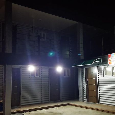 Ninano Guesthouse Gyeongju Exterior photo