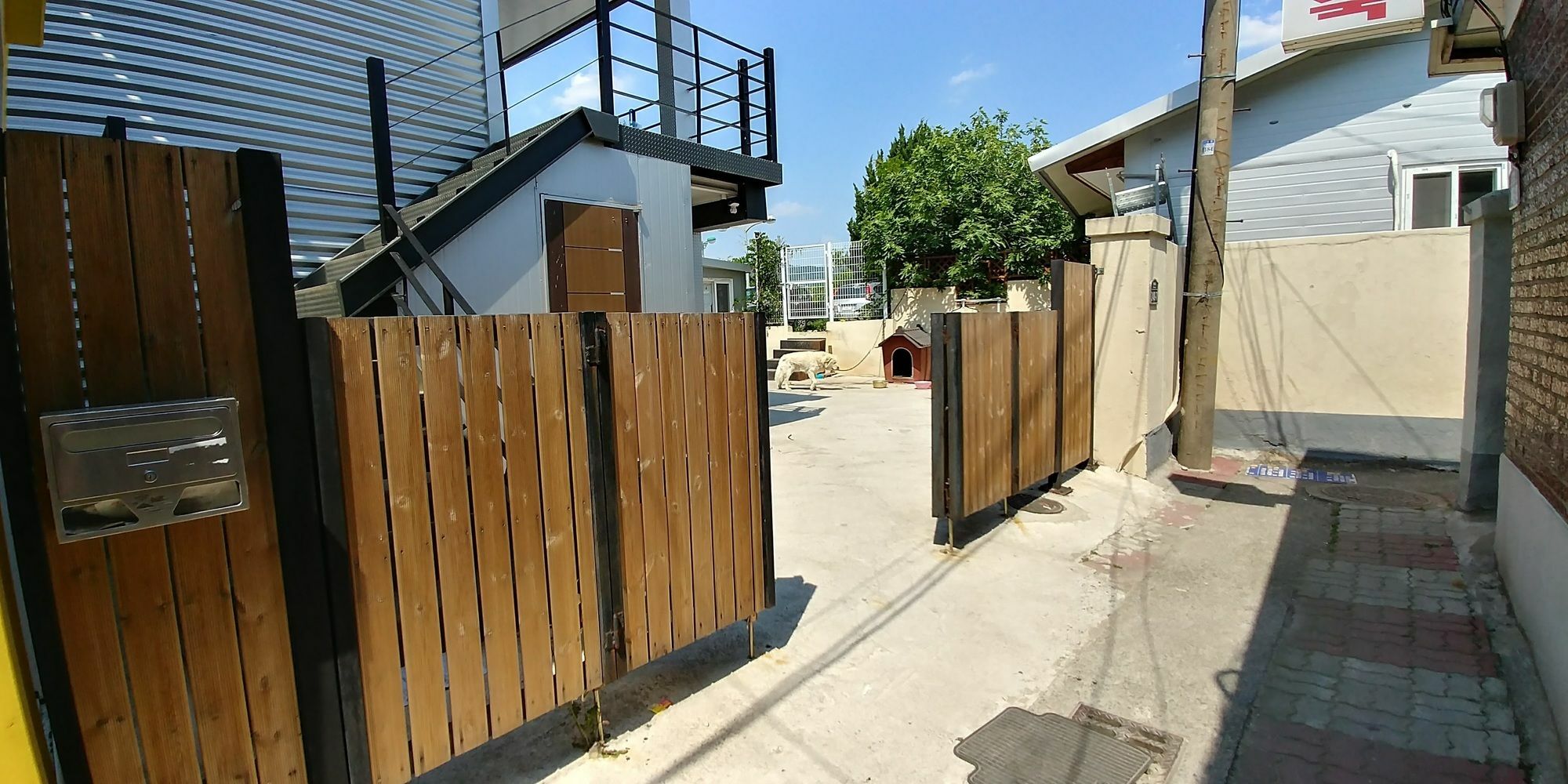 Ninano Guesthouse Gyeongju Exterior photo